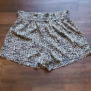 Shein 2xl leopard shorts
